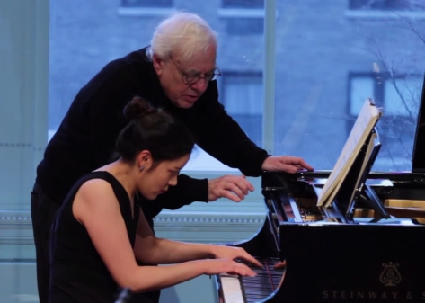 Pianist Richard Goode coaches Hokyong Choi on Claude Debussy’s “Ce qu’a vu le vent d’Ouest” from Préludes, Book I, in the Resnick Education Wing as part of Carnegie Hall’s Workshop and Master Class series.